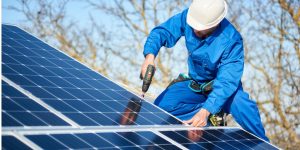 Installation Maintenance Panneaux Solaires Photovoltaïques à Linars